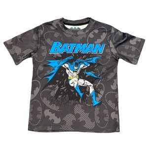 Batman Tee Size Small (6/7)